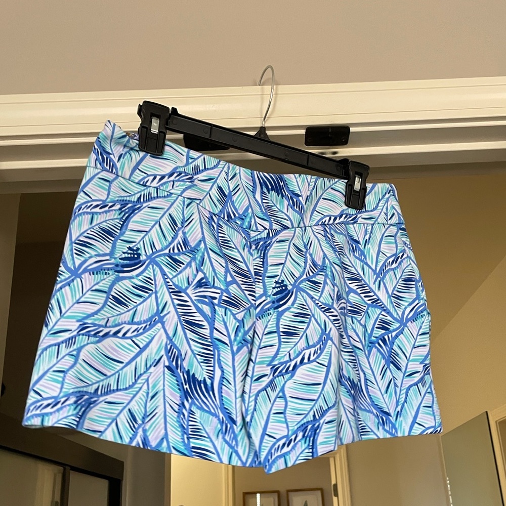 Lilly Pulitzer shorts size 4